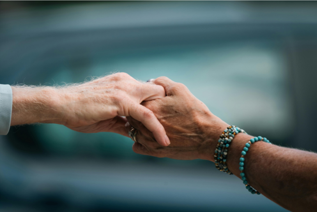 benefits of gratitude for seniors and caregivers